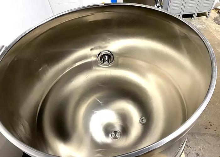 Used CLEVELAND #HAMKDL-100-CC-S, 100 GAL HORIZONTAL COOKER COOLER MIXER STEAM KETTLE, (#981C).