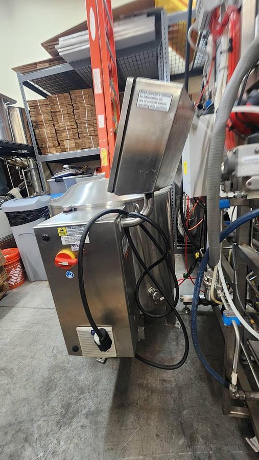 Used SAVAGE BROTHERS 450-LB CHOCOLATE PANNER TANK & PUMP, (#1072C)