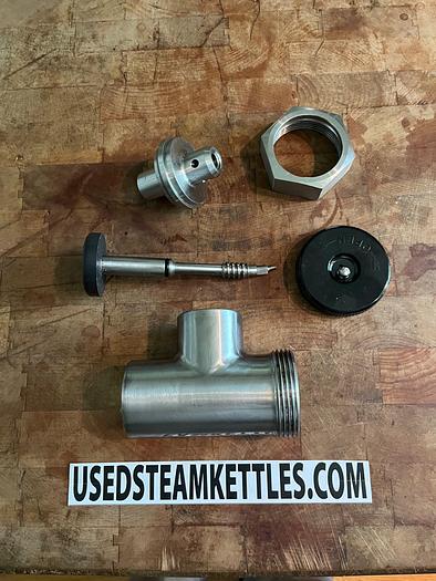 Used VULCAN 40 GAL. NAT. GAS BRAISING PAN TILTING SKILLET @ FREIGHT DAMAGE SAVINGS ! (#939).