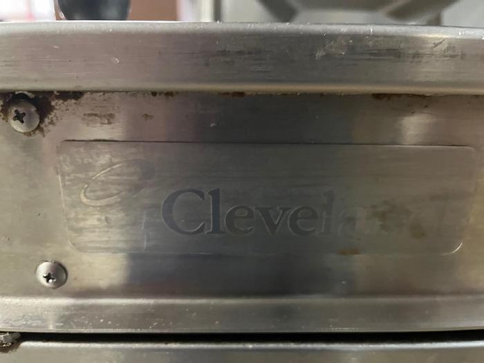 Used CLEVELAND RANGE #36GMK66200 TWIN 6 GAL. STEAM KETTLE(S) ON SELF CONTAINED GAS BOILER BASE (#927)