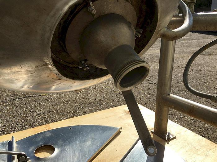 Used GROEN #DTA/3-60, 60 GAL. TILTING TWIN AGITATION & SCRAPE DIRECT STEAM "COOK/CHILL" KETTLE, (#1057C).