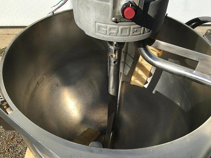 Used GROEN #DTA/3-60, 60 GAL. TILTING TWIN AGITATION & SCRAPE DIRECT STEAM "COOK/CHILL" KETTLE, (#1057C).