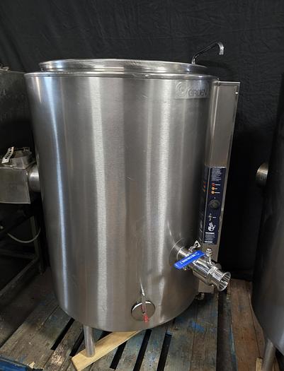 Used GROEN #AH/1E-100, 100 GAL. NAT. GAS STATIONARY STEAM KETTLE w/ 3" VALVE (#999)