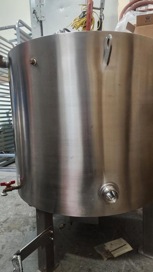 Used SAVAGE BROTHERS 450-LB CHOCOLATE PANNER TANK & PUMP, (#1072C)