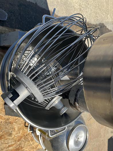 Used Mixer, Hobart, 60 Qt. S/st, Mdl H600T, 4-Speed #C744524