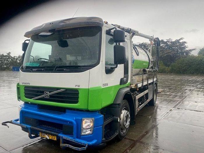 Gebruikt 2010 Volvo + BekkerLaGram kolkenzuiger FE42R