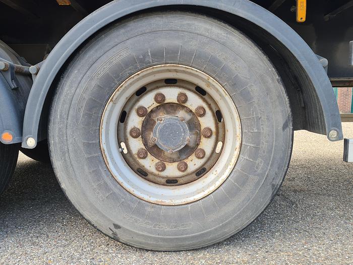 Used 2007 Montracon 3 axle / air suspension / ROR