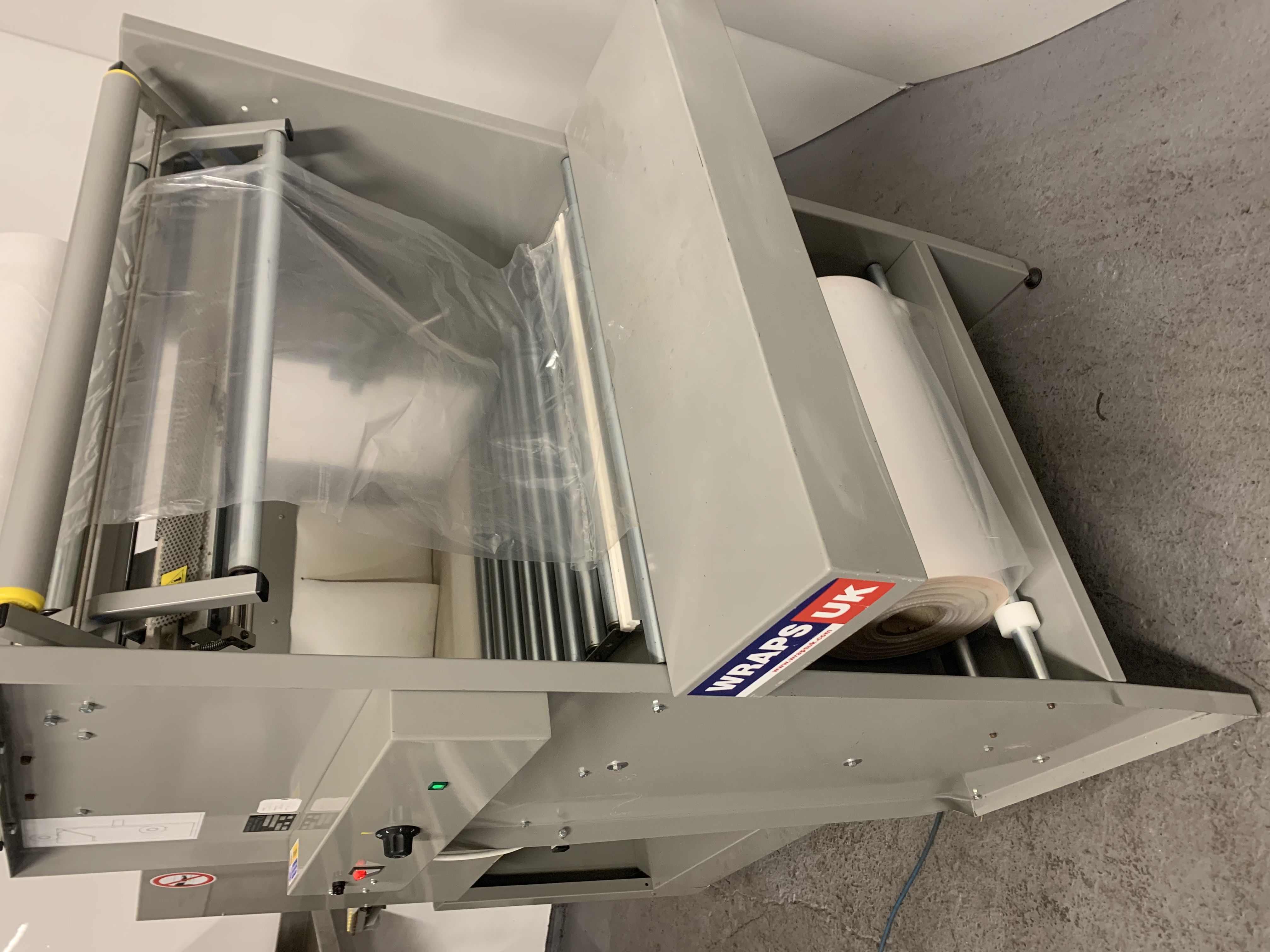 Used Used shrink wrapper and heat tunnel