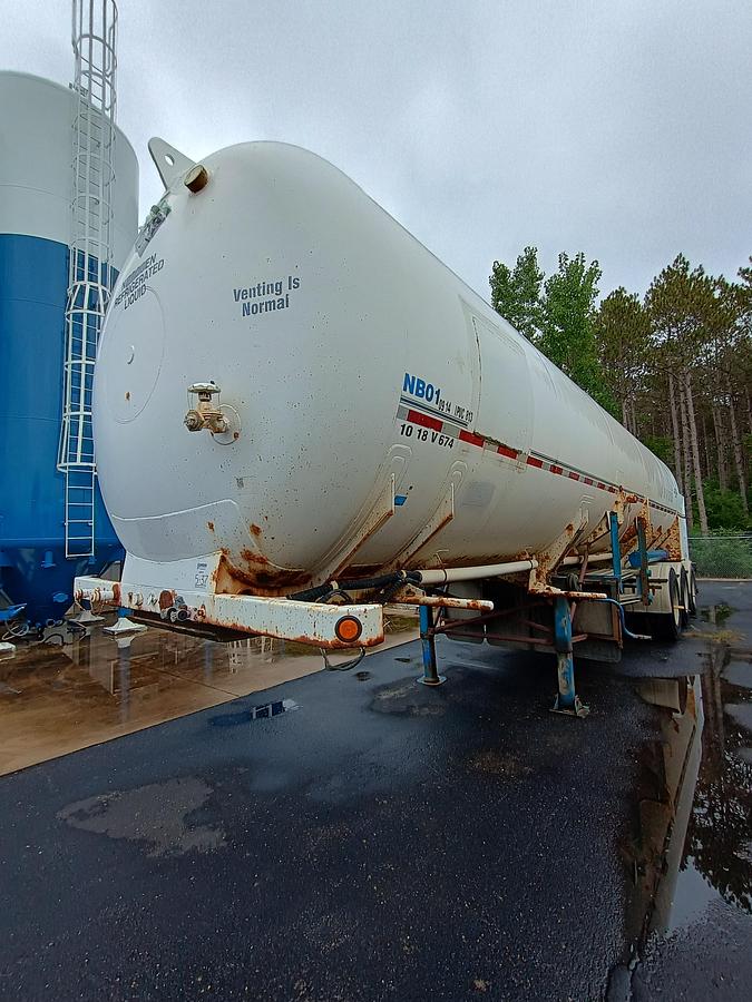 Used 2004 9,600gal Nitrogen Tanker, WESSINGTON CRYOGENICS