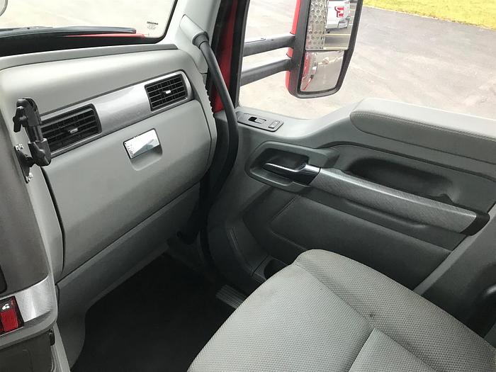 Used 2019 Kenworth T880