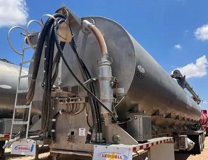 Used 2015 Auger Vacuum Reclaimer Trailer, LEDWELL