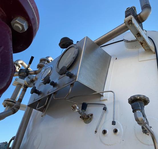 Used 2007 180k Nitrogen Pump, Bodyload, FREIGHTLINER