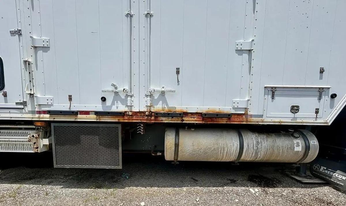 Used 2011 Enclosed Chemical Add Unit, Enerflow