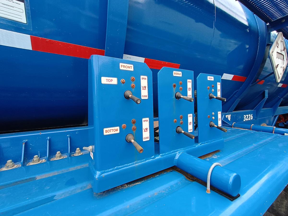 Used 2017 5,000gal Acid Tanker, WORLEY