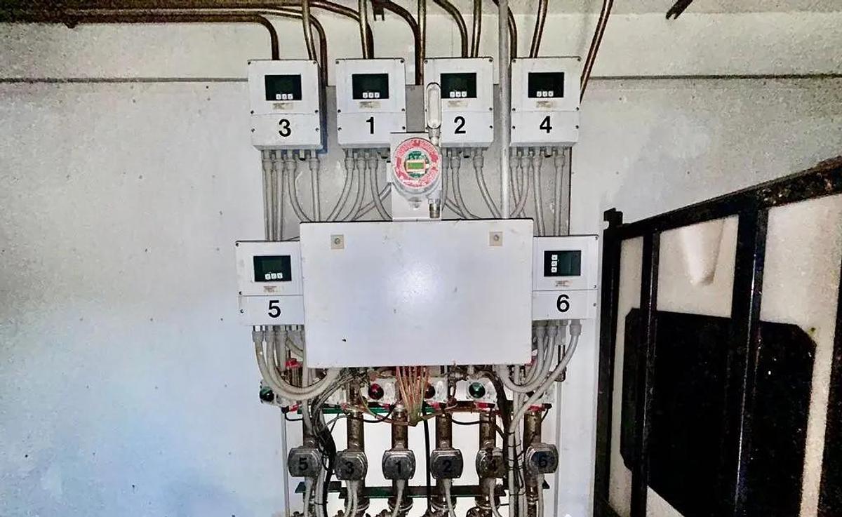 Used 2011 Enclosed Chemical Add Unit, Enerflow