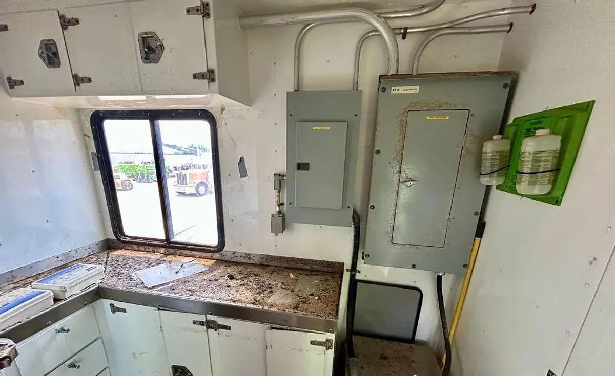 Used 2011 Enclosed Chemical Add Unit, Enerflow
