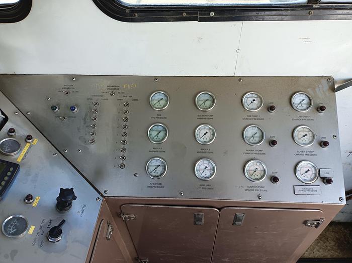 Used 2006 Frac Blender Trailer, PEERLESS