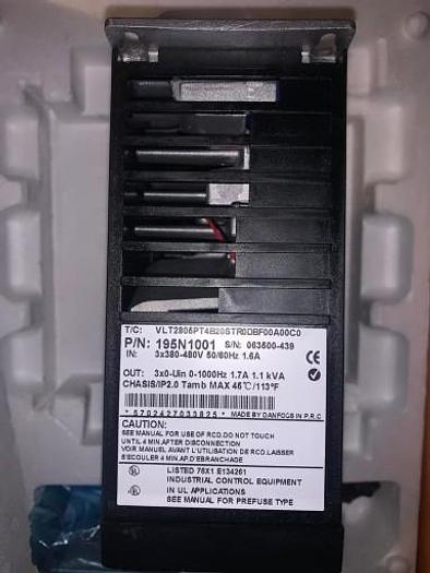 Używane DANFOSS VLT2805PT4B20STR0DBF00A00 Inverter 500W