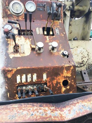 Used 1980 Ingersoll-Rand TH10 Drill Rig