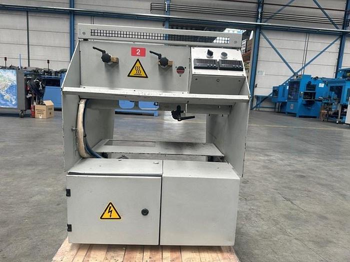 Gebraucht KOLBUS KM 410.B PUR Spine Gluing Unit / Rück...