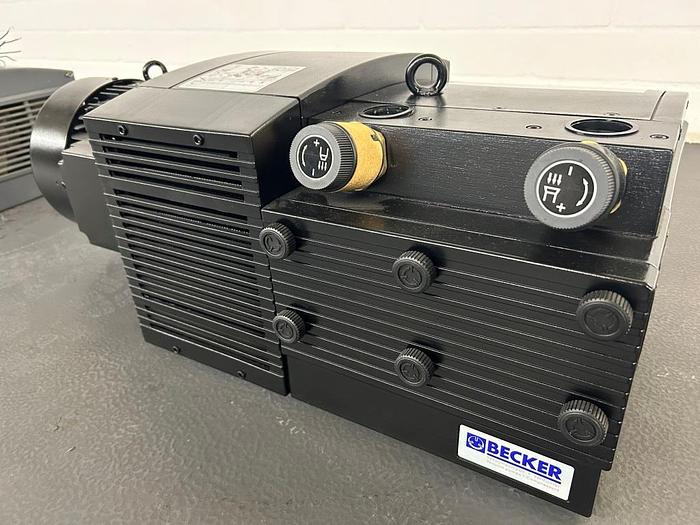 Gebraucht BECKER DVT 3.100 Druckvakuumpumpe