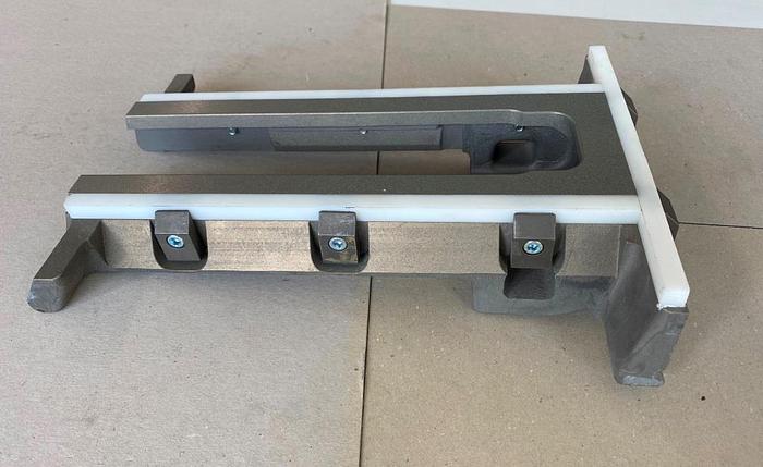 Gebraucht MULLER MARTINI Schneidtisch Nr. 1 (3672.1202.0)