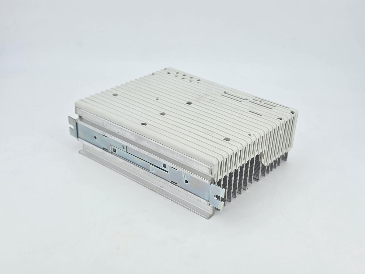 Gebraucht LENZE EVF8203-E Frequenzumrichter 00384005
