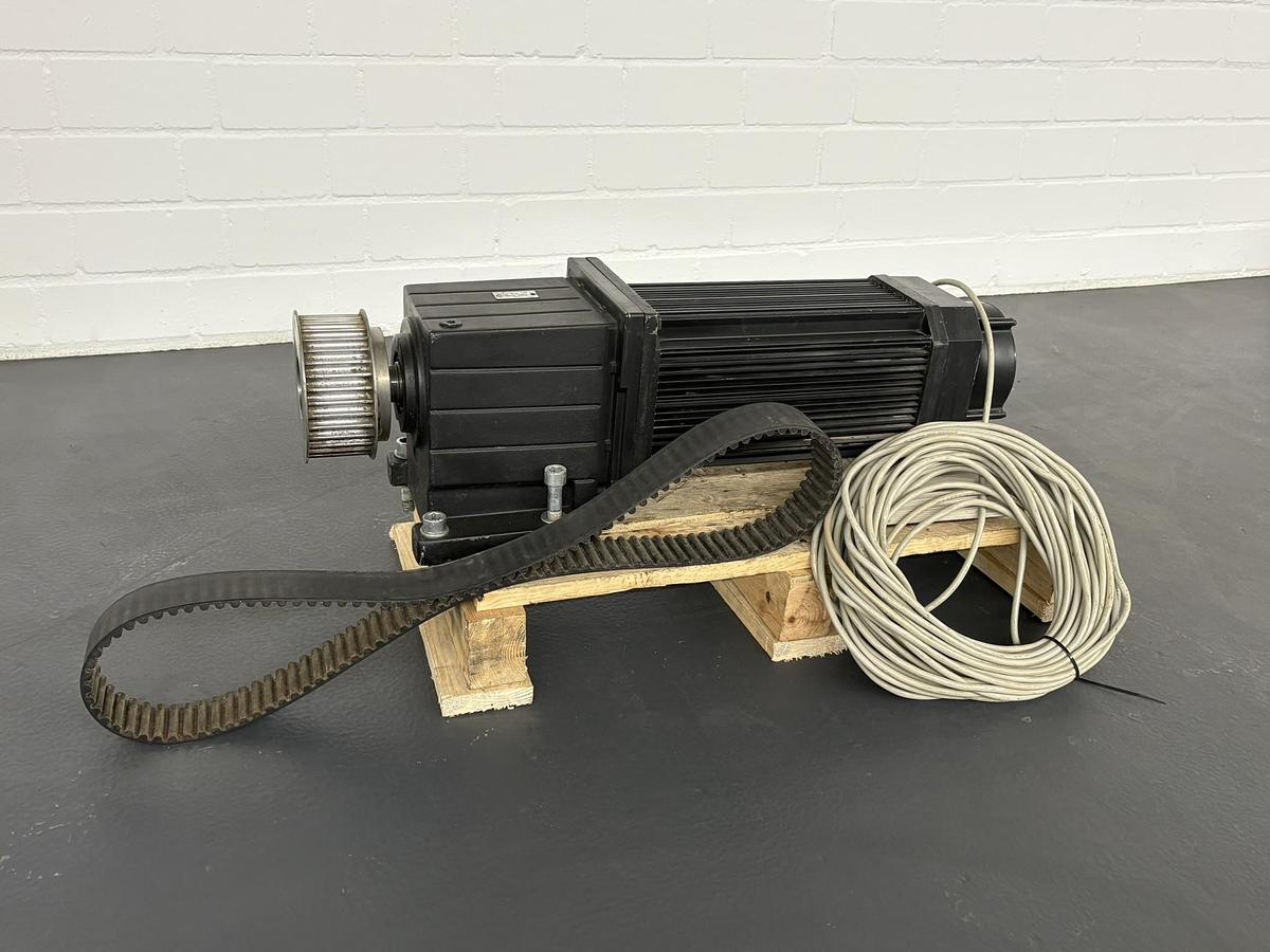 Gebraucht LENZE MDFKARS100-22 Motor 00087106