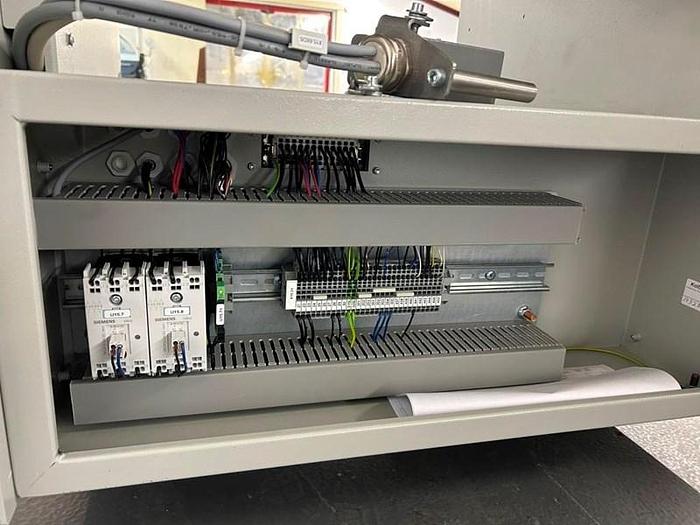 Gebraucht KOLBUS KM 412.E PUR Spine Gluing Unit / Rück...