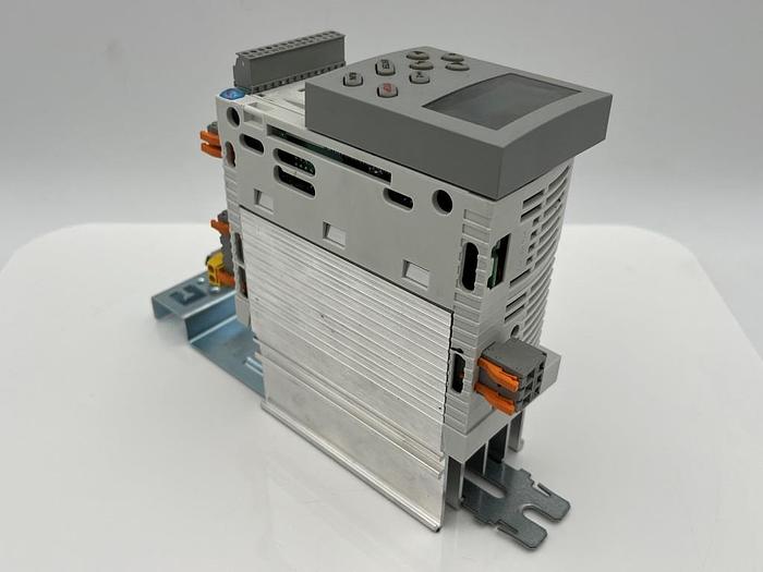 Gebraucht LENZE E82EV371_2C Frequenzumrichter 0056.3511