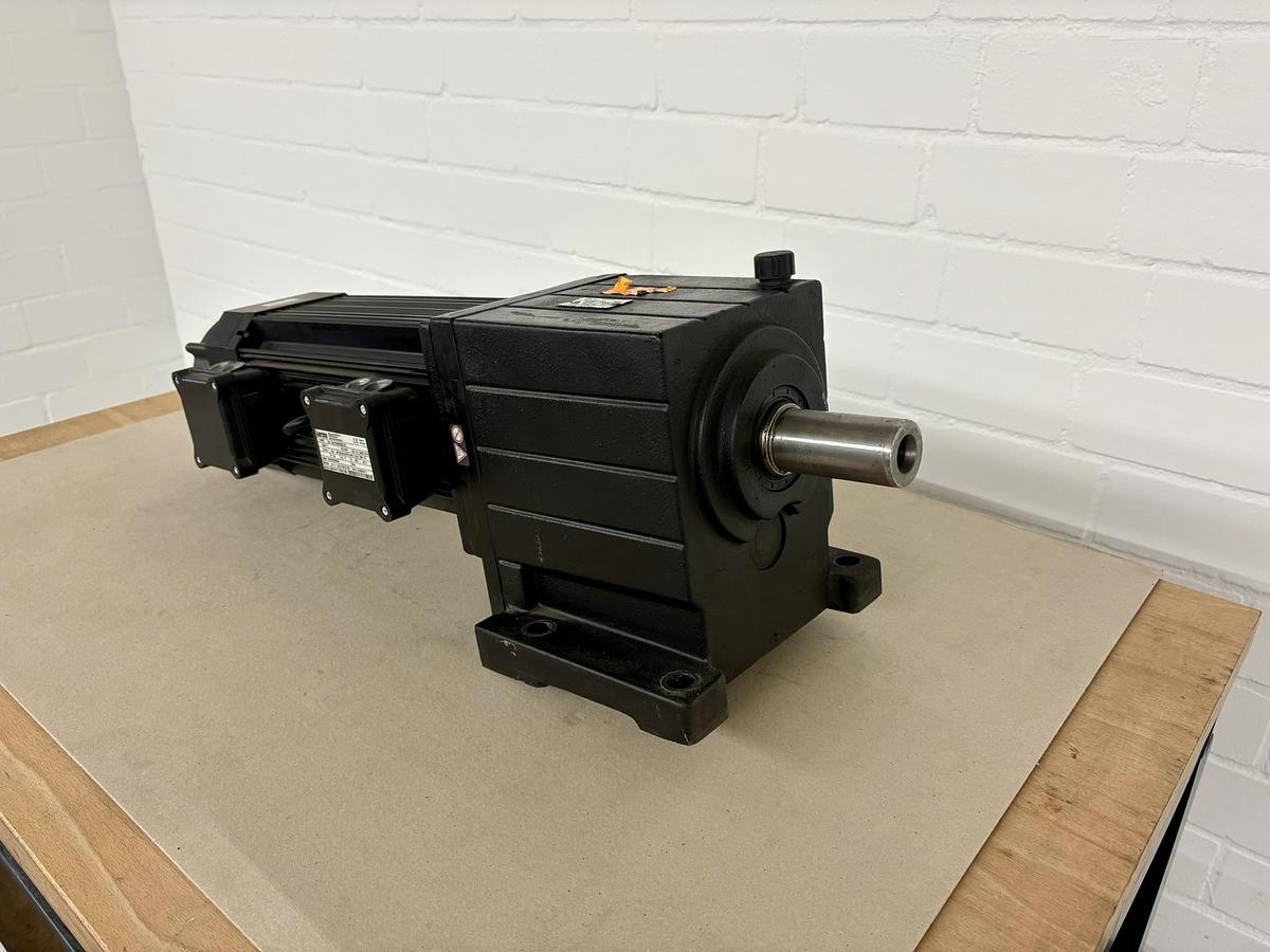 Gebraucht LENZE MDFKABS090-22 Motor 00087227
