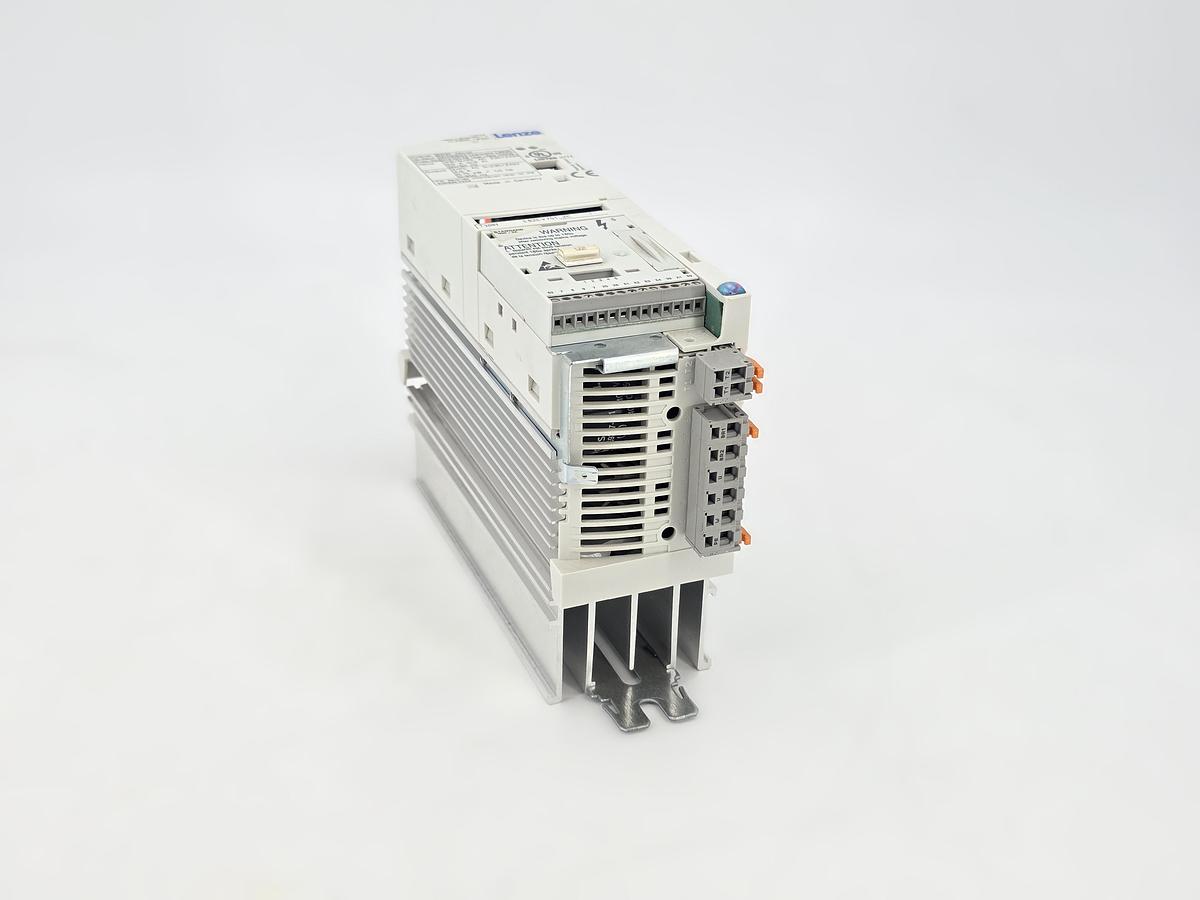 Gebraucht LENZE EDK82EV222 Umrichter 00490604