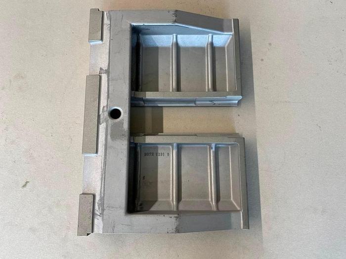 Gebraucht MÜLLER MARTINI Schneidtisch Nr. 27