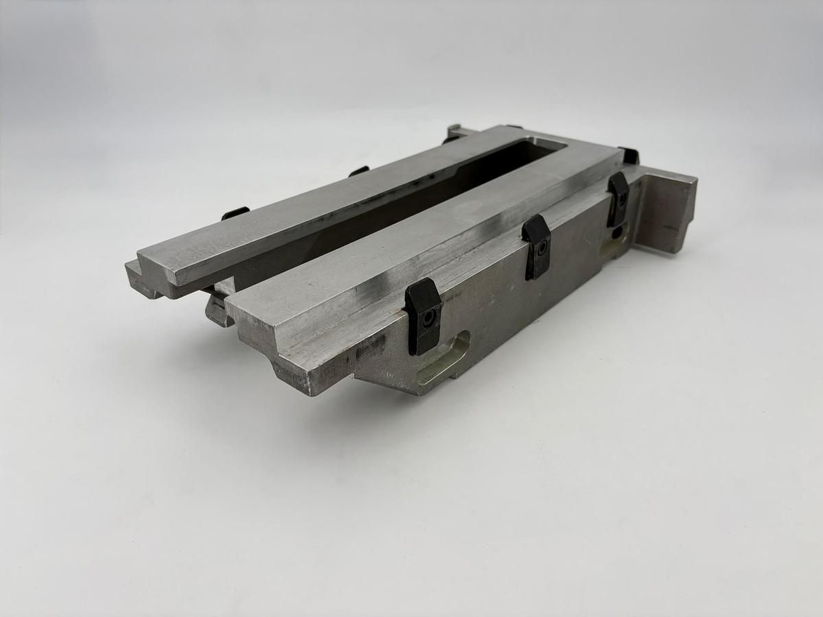 Gebraucht MÜLLER MARTINI Nr. 2 Schneidtisch 1576.6152.0