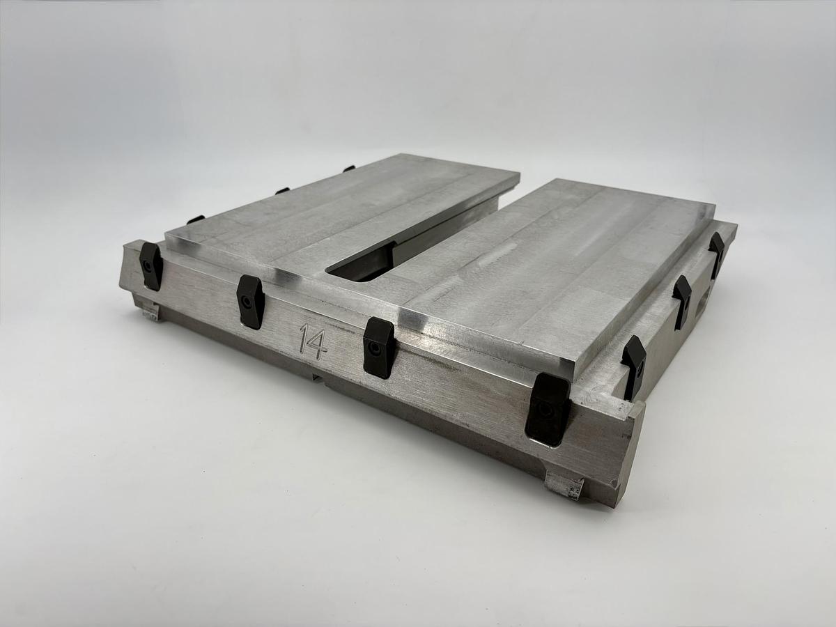 Gebraucht MÜLLER MARTINI Nr. 14 Schneidtisch 1576.6164.0