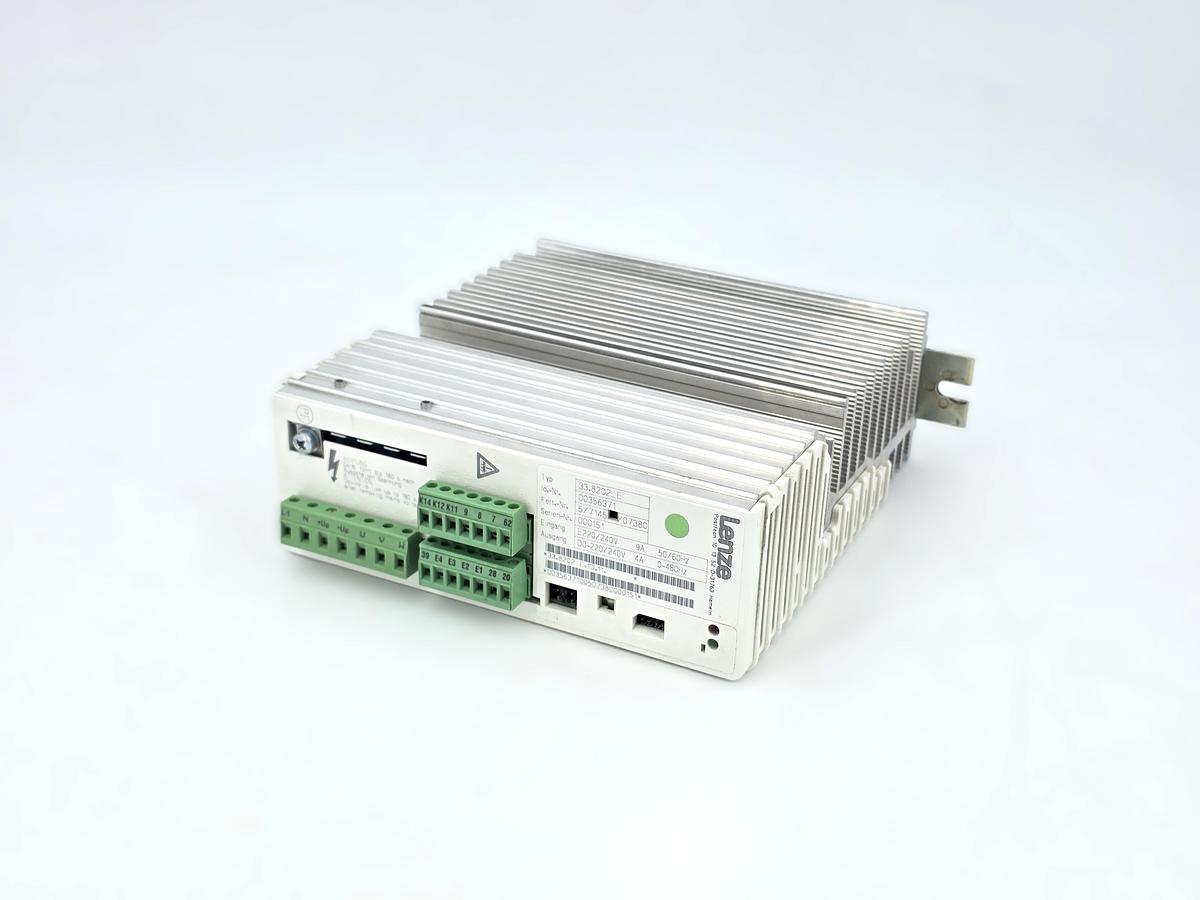 Gebraucht LENZE EVF8201-E Frequenzumrichter 00356371