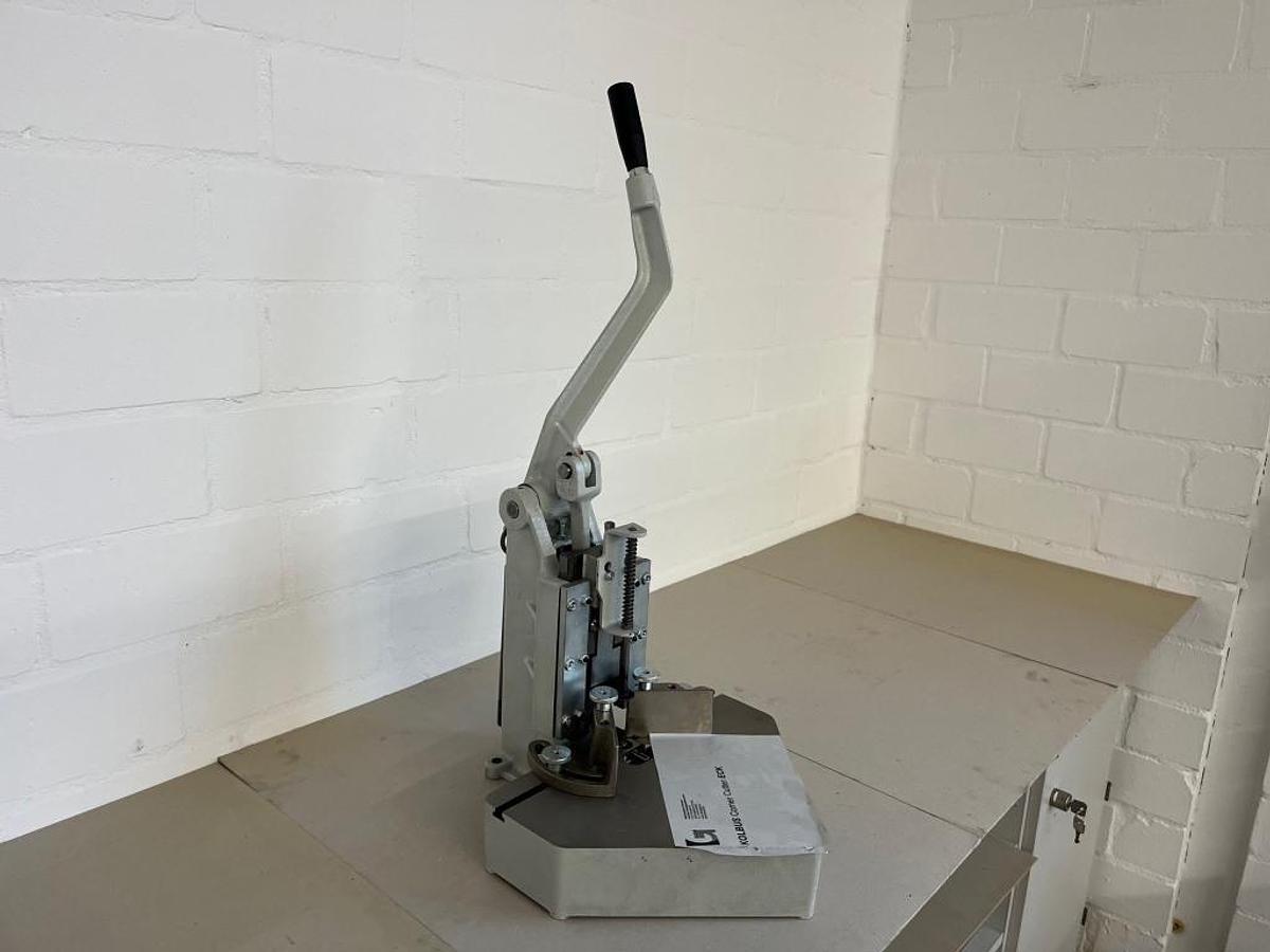 Gebraucht KOLBUS ECK Eckenabstoßgerät