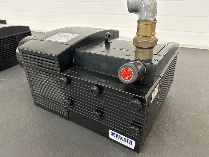 Gebraucht BECKER KVT 3.100 Vakuumpumpe