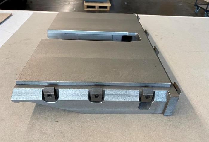 Gebraucht MÜLLER MARTINI Schneidtisch Nr. 27