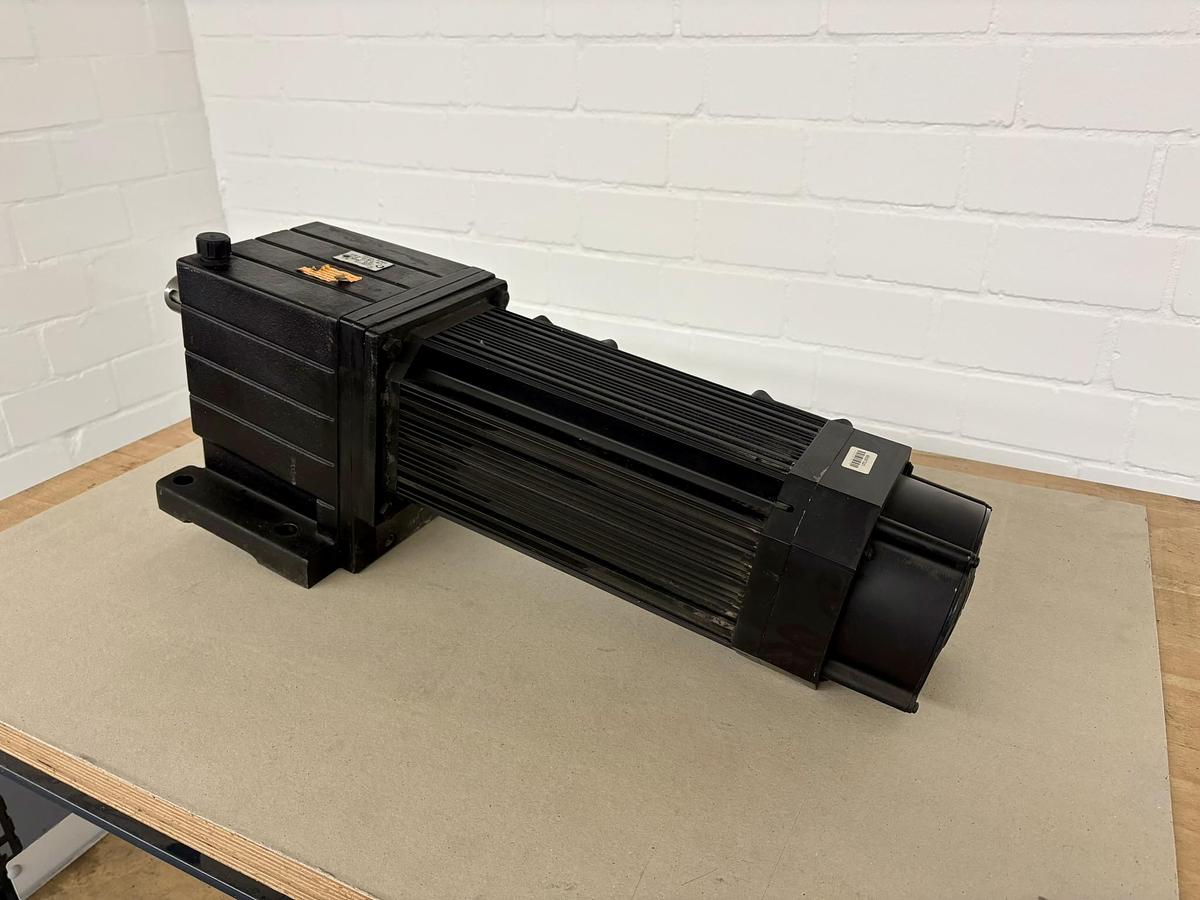 Gebraucht LENZE MDFKABS090-22 Motor 00087227