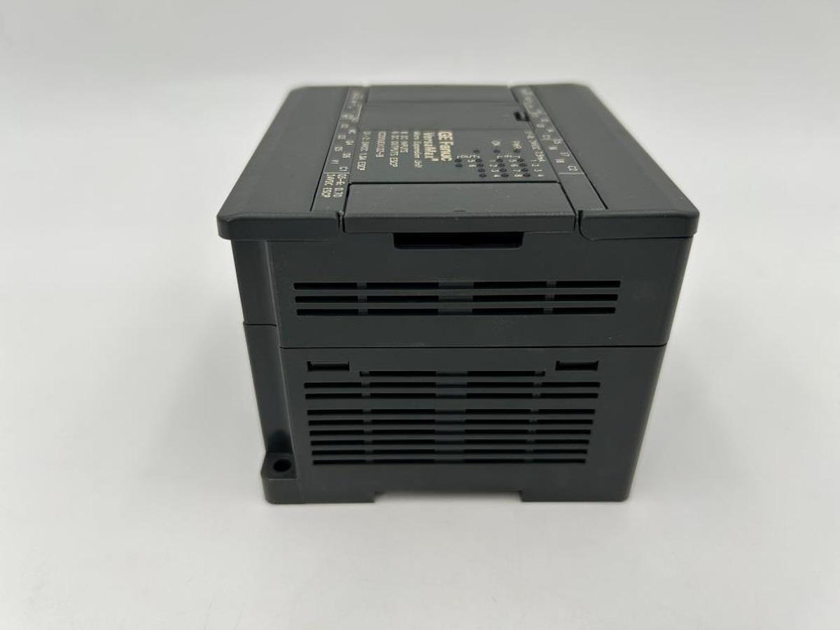 Gebraucht GE FANUC VersaMax Mikro-Erweiterungseinheit IC200UEX122-B