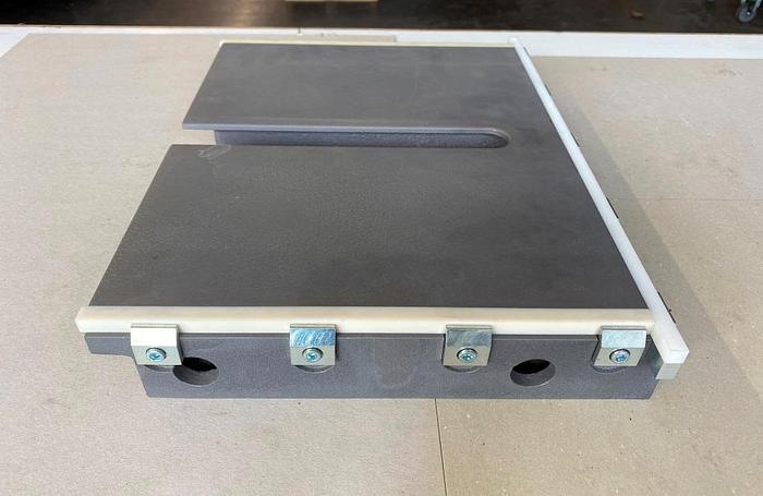 Gebraucht KOLBUS Schneidtisch Nr. 25 (12155525)