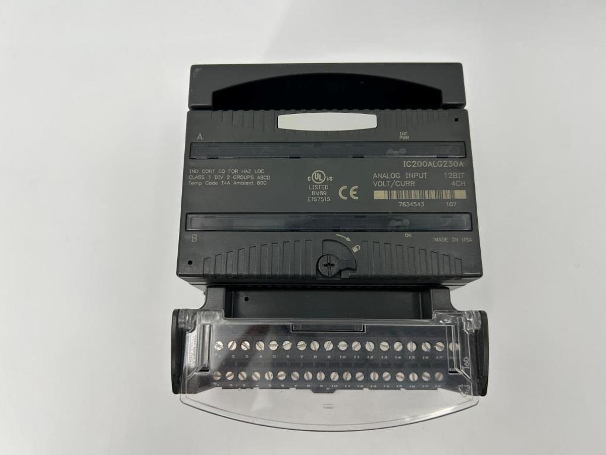 Gebraucht GE FANUC VersaMax Analogeingangsmodul IC200ALG230A