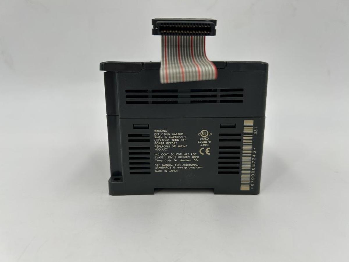 Gebraucht GE FANUC VersaMax Mikro-Erweiterungseinheit IC200UEX122-B