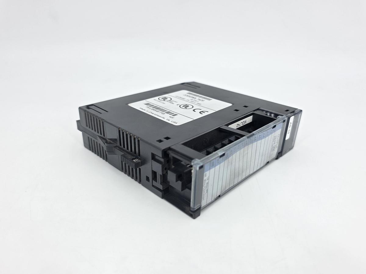 Gebraucht GE Fanuc Ausgangsmodul IC693MDL742G