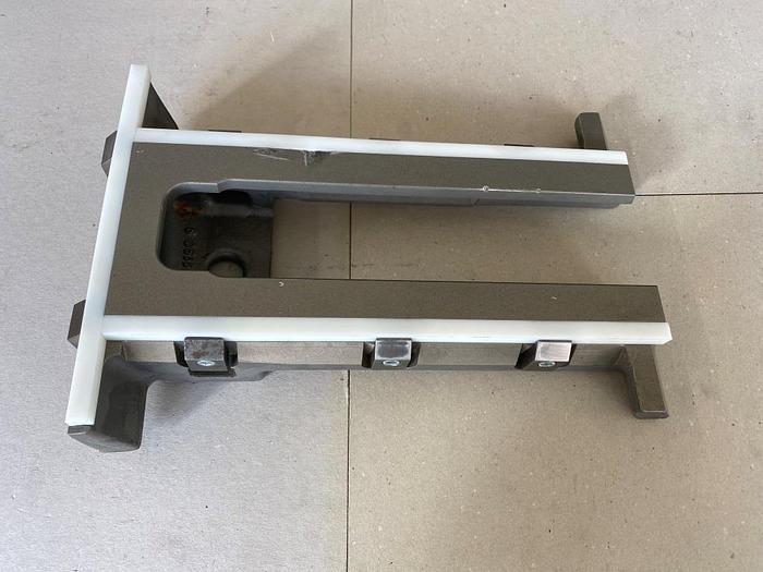 Gebraucht MÜLLER MARTINI Schneidtisch Nr. 2 (3672.1207.0)