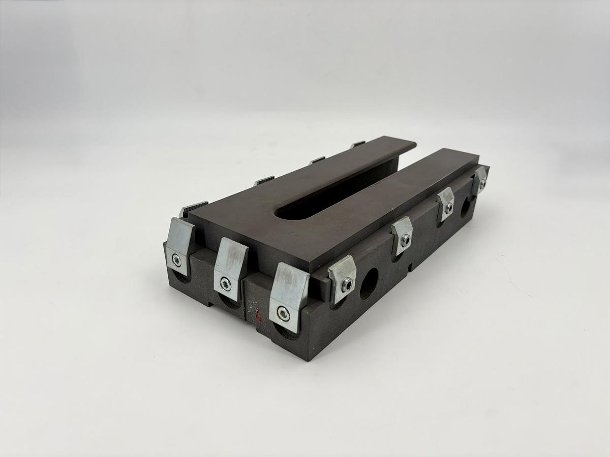 Gebraucht KOLBUS Nr. 4 Schneidtisch 12155504