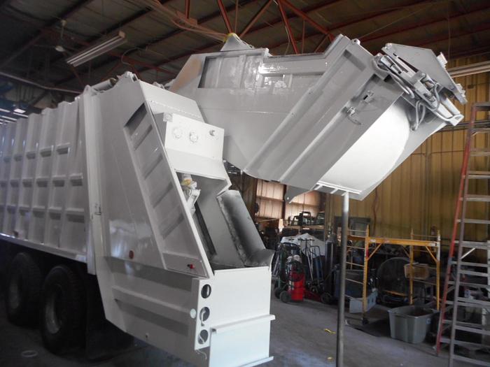 Refurbished 2007- 2010 25yd. G&H 60/40 Split Body