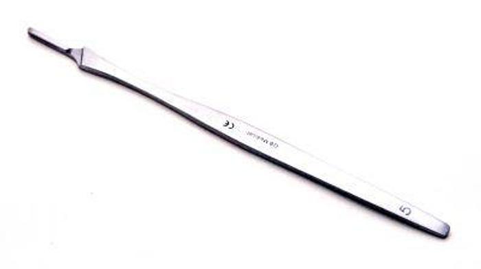 Used Handle Bard Parker Surgical Blade No 5 Long