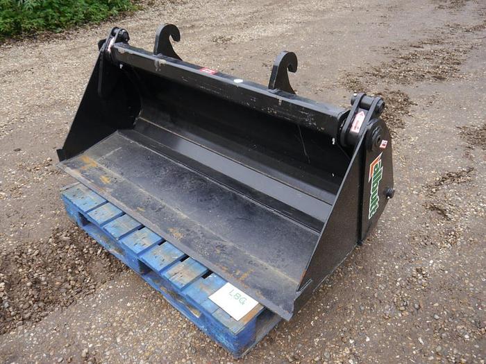 Used Albutt 4-in-1 Bucket